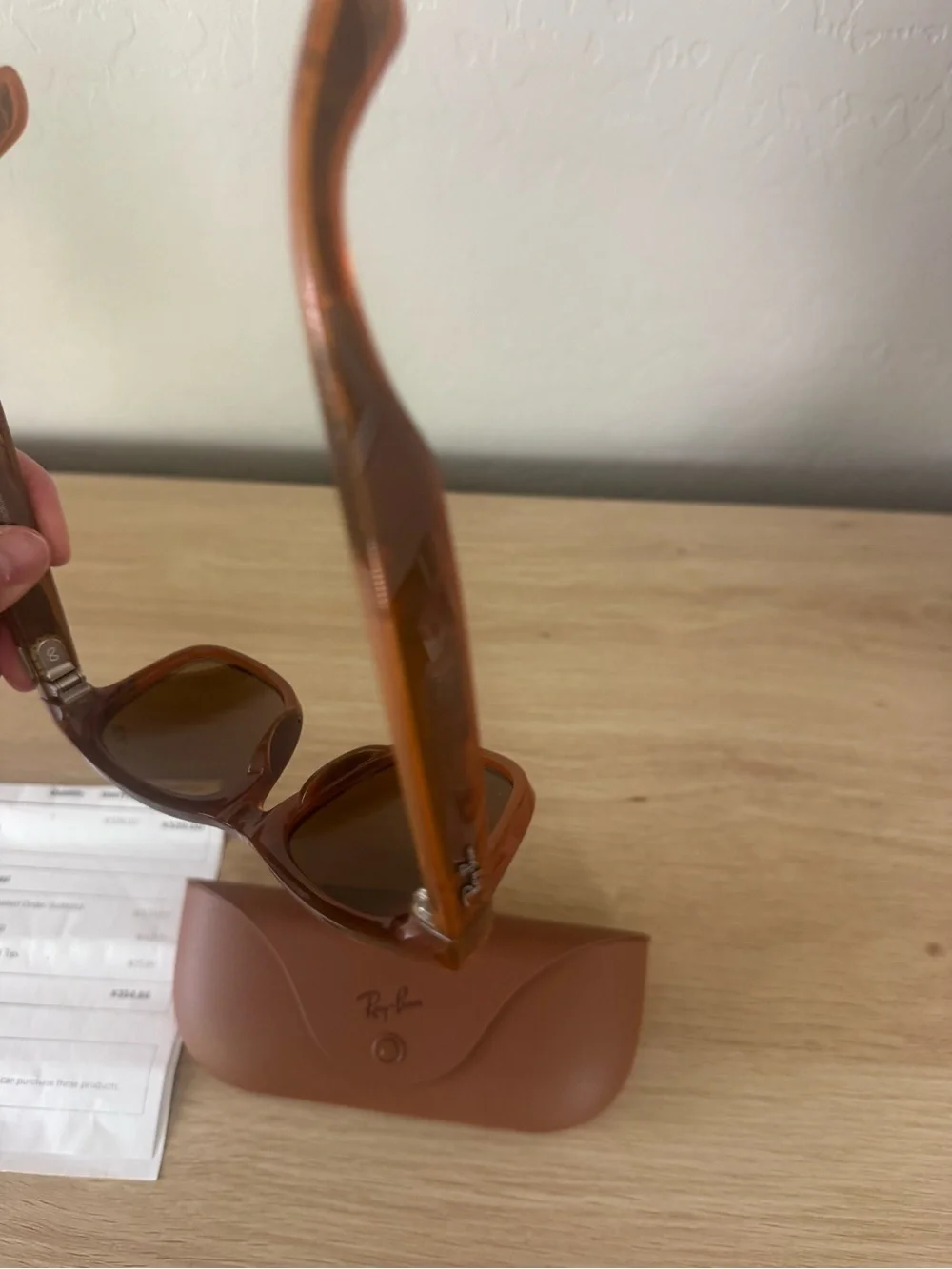 Ray-Ban Meta Wayfair Brown Frame Sunglasses with Brown Case new
